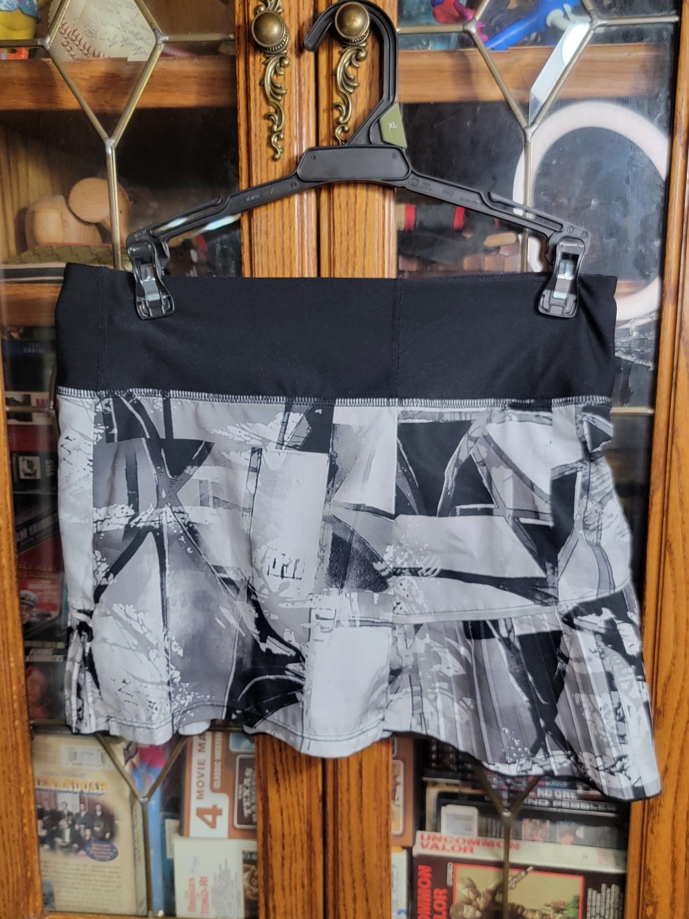 MPG Black and Gray Abstract Active Skort Size XSmall